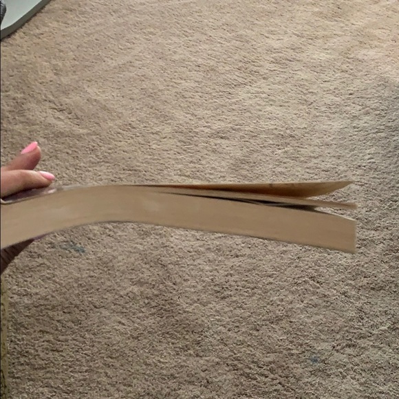 Pretty little liars book - Picture 3 of 4